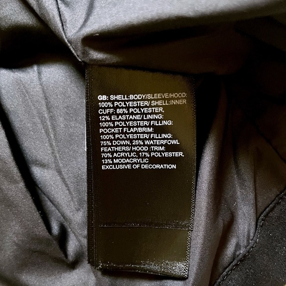 The North Face Girls’ Dealio City Jacket In Black Sparkle - Picture 8 of 12